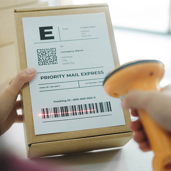 Dymo S0904980 étiquettes d'expédition UPS extra larges (marque 123encre) - rouge 653161 - 2